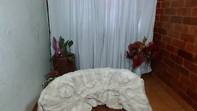 rashellroses22 online show from December 2024 10:22:01 PM