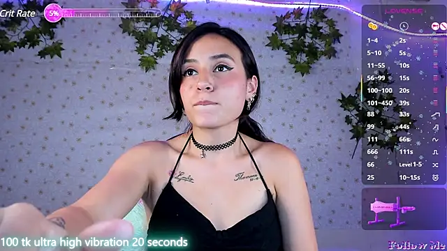 lunacandyy13 online show from February 2025 07:09:01 PM