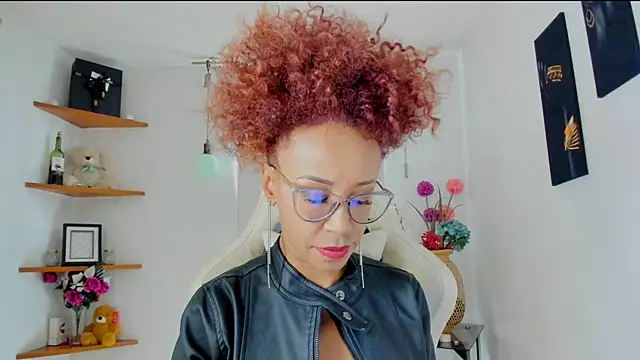 Snapshot of ScarlettMalbec chatting on January 2025 07:28:01 PM ScarlettMalbec online show from January 2025 07:28:01 PM