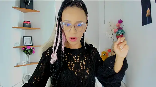 Snapshot of ScarlettMalbec chatting on January 2025 09:51:02 PM ScarlettMalbec online show from January 2025 09:51:02 PM