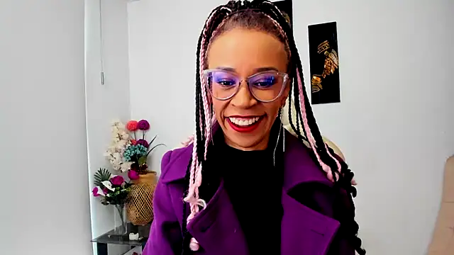 Snapshot of ScarlettMalbec chatting on March 2025 09:37:02 PM ScarlettMalbec online show from March 2025 09:37:02 PM