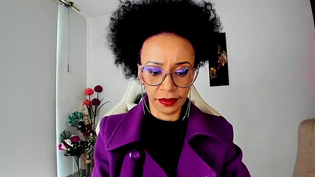 Snapshot of ScarlettMalbec chatting on March 2025 09:05:02 PM ScarlettMalbec online show from March 2025 09:05:02 PM