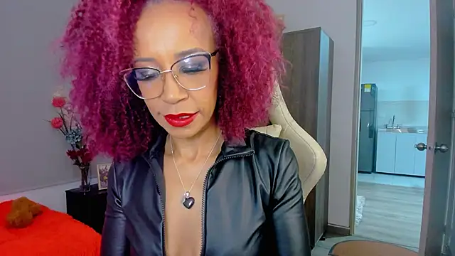 Snapshot of ScarlettMalbec chatting on January 2026 09:18:01 PM ScarlettMalbec online show from January 2026 09:18:01 PM