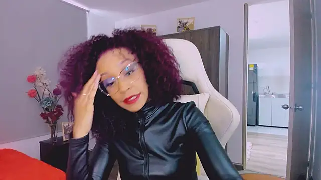 Snapshot of ScarlettMalbec chatting on January 2026 09:41:01 PM ScarlettMalbec online show from January 2026 09:41:01 PM