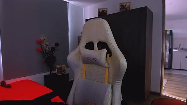 Snapshot of ScarlettMalbec chatting on February 2026 09:41:01 PM ScarlettMalbec online show from February 2026 09:41:01 PM