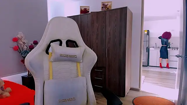 Snapshot of ScarlettMalbec chatting on February 2026 09:11:01 PM ScarlettMalbec online show from February 2026 09:11:01 PM