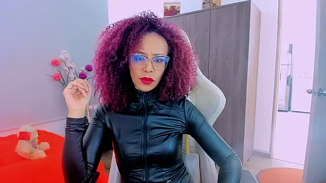 ScarlettMalbec online show from March 2026 08:15:01 PM