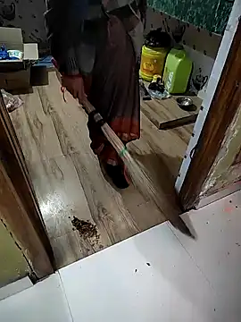 COUPLLE VILLAGE online show from January 2025 03:31:02 AM