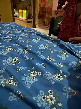 COUPLLE VILLAGE online show from January 2025 10:50:02 AM