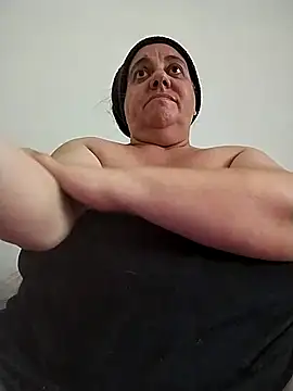 BustyBabyOfficial online show from October 2025 02:04:02 PM