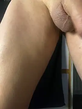 Snapshot of grafffdild chatting on January 2025 05:41:02 AM grafffdild online show from January 2025 05:41:02 AM