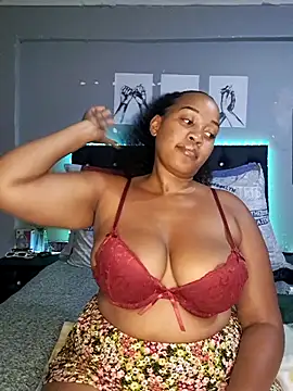 Snapshot of Toya_P chatting on February 2025 07:05:02 PM Toya P online show from February 2025 07:05:02 PM