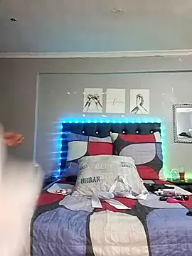 Toya P online show from November 2025 08:47:01 AM