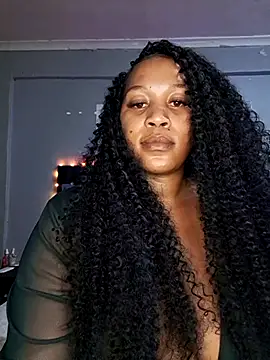 Toya P online show from December 2025 09:45:01 PM