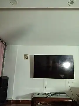 Briiiaa online show from May 2026 03:01:02 AM