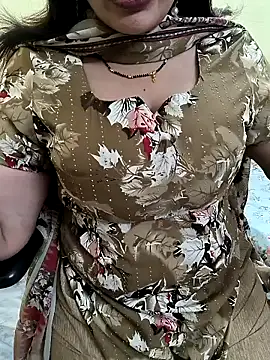 Snapshot of lovely_zara chatting on December 2024 05:53:02 PM lovely zara online show from December 2024 05:53:02 PM