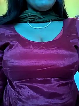 Snapshot of lovely_zara chatting on February 2025 07:26:01 AM lovely zara online show from February 2025 07:26:01 AM