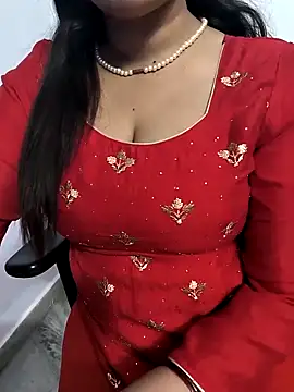 Snapshot of lovely_zara chatting on March 2025 05:29:01 PM lovely zara online show from March 2025 05:29:01 PM