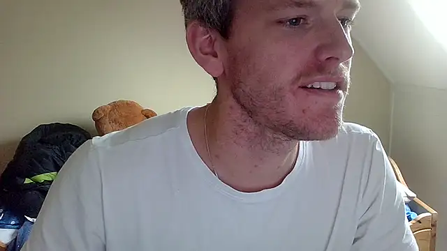 Snapshot of Love_Bert chatting on October 2025 12:15:02 PM Love Bert online show from October 2025 12:15:02 PM