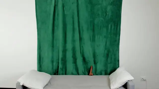 Snapshot of Georgearmwrestler chatting on December 2024 04:05:02 PM Georgearmwrestler online show from December 2024 04:05:02 PM