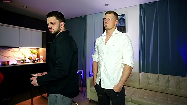 Snapshot of Georgearmwrestler chatting on November 2025 05:15:01 PM Georgearmwrestler online show from November 2025 05:15:01 PM