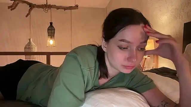 Snapshot of _liatris_ chatting on March 2025 12:46:01 PM liatris online show from March 2025 12:46:01 PM