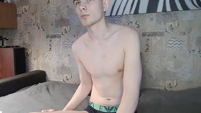 Snapshot of Student_Oliver chatting on December 2025 07:17:02 AM Student Oliver online show from December 2025 07:17:02 AM