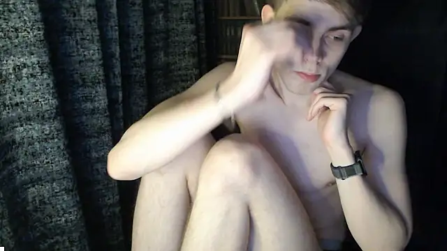 Snapshot of Student_Oliver chatting on February 2026 08:18:01 PM Student Oliver online show from February 2026 08:18:01 PM