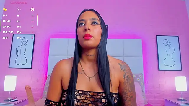 charlotte kisss online show from July 2026 05:12:02 PM