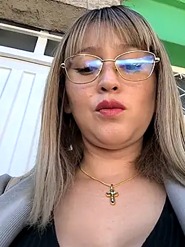 Snapshot of Katy__A chatting on June 2026 02:37:02 PM Katy A online show from June 2026 02:37:02 PM