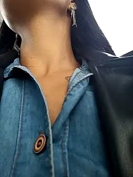 Astrid-- online show from December 2024 02:59:01 PM