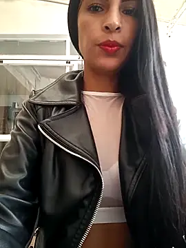 Astrid-- online show from February 2025 07:53:01 PM