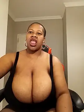 Snapshot of bustylisa1983 chatting on September 2025 05:51:02 AM bustylisa1983 online show from September 2025 05:51:02 AM