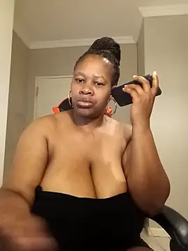 Snapshot of bustylisa1983 chatting on March 2026 04:23:01 AM bustylisa1983 online show from March 2026 04:23:01 AM