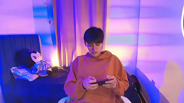 Snapshot of 9_Fernanda_9 chatting on September 2025 07:10:01 AM 9 Fernanda 9 online show from September 2025 07:10:01 AM