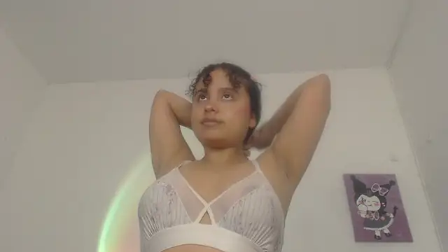 lou cute online show from February 2025 03:34:02 AM