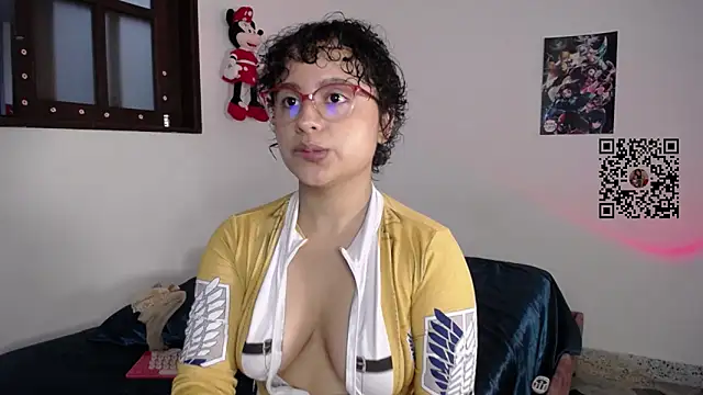 lou cute online show from November 2025 02:01:01 AM