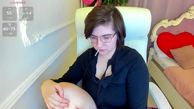 Lily Marlin online show from May 2026 08:25:01 PM