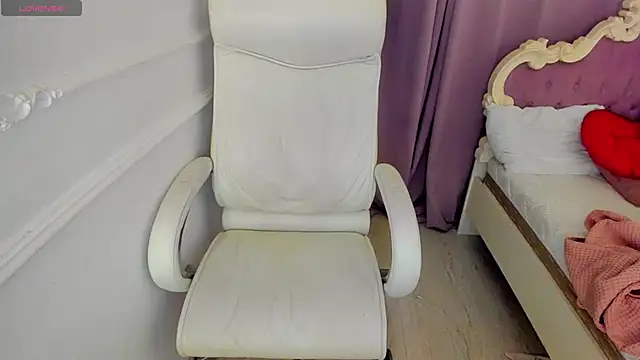 Lily Marlin online show from May 2026 06:20:01 AM