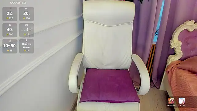 Lily Marlin online show from July 2026 04:52:02 AM