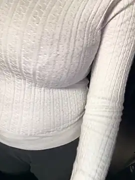 sexy-simmy online show from January 2026 07:11:01 PM