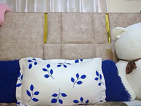 sexy smiley online show from January 2025 01:27:01 AM