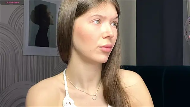 viviann evans online show from February 2025 01:29:01 AM