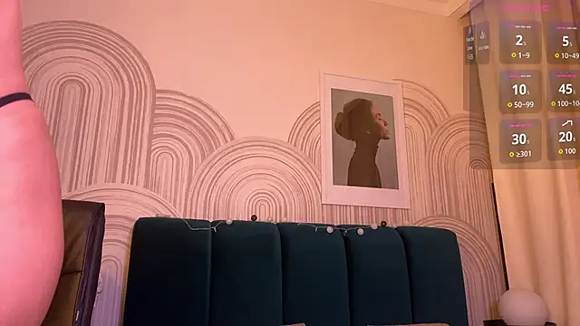 Snapshot of viviann_evans chatting on December 2025 12:07:01 AM viviann evans online show from December 2025 12:07:01 AM