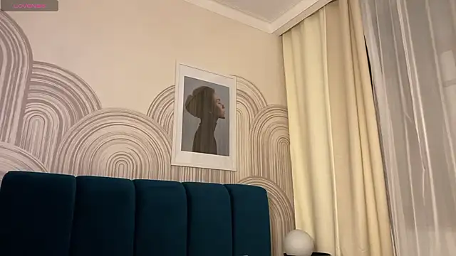 Snapshot of viviann_evans chatting on February 2026 12:48:01 AM viviann evans online show from February 2026 12:48:01 AM