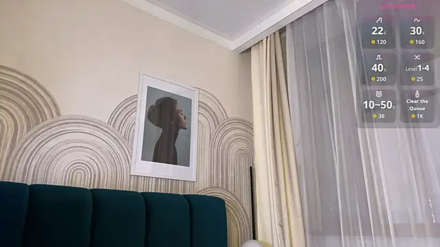 viviann evans online show from April 2026 01:03:01 AM