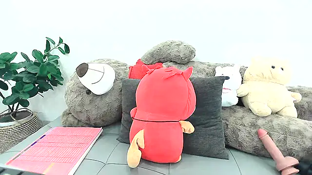 Snapshot of Miyeon_99999 chatting on March 2025 04:17:02 AM Miyeon 99999 online show from March 2025 04:17:02 AM