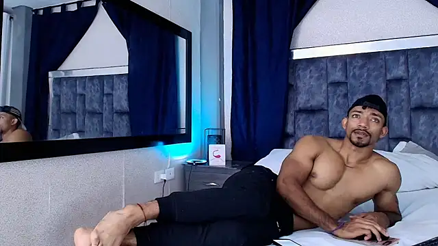 Manolo Hot1 online show from January 2025 03:38:01 PM