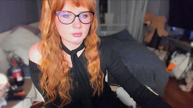 KlementinaBbG online show from December 2025 08:35:01 PM