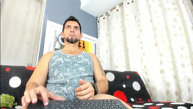 JULESLAKES online show from June 2026 01:57:01 PM